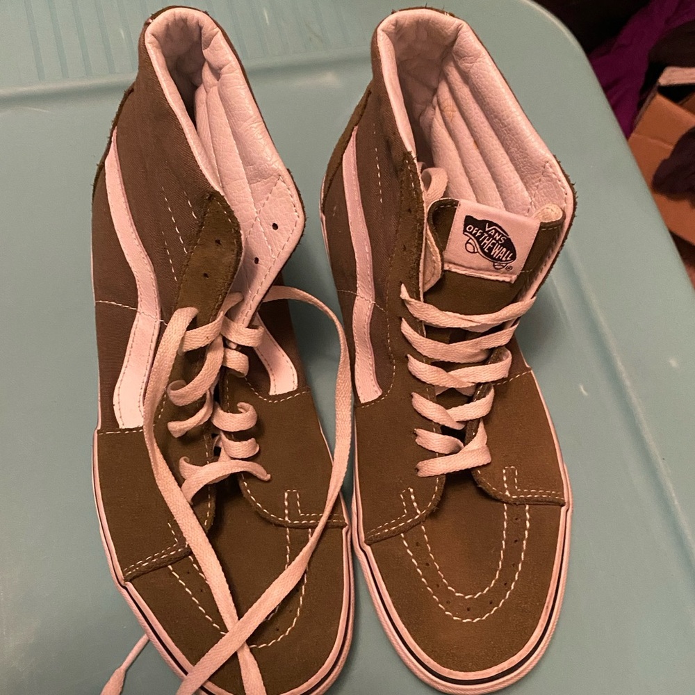 Shoes - Picture 3 of 3
